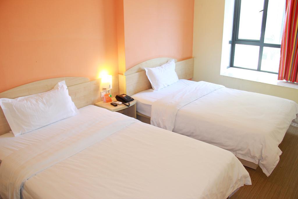 7Days Inn Guangzhou Luochongwei Fu Li Ban Dao Exterior photo