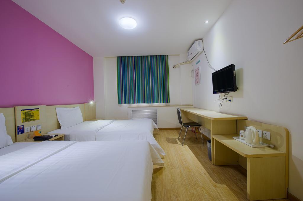7Days Inn Guangzhou Luochongwei Fu Li Ban Dao Exterior photo