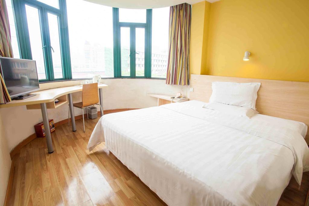 7Days Inn Guangzhou Luochongwei Fu Li Ban Dao Room photo