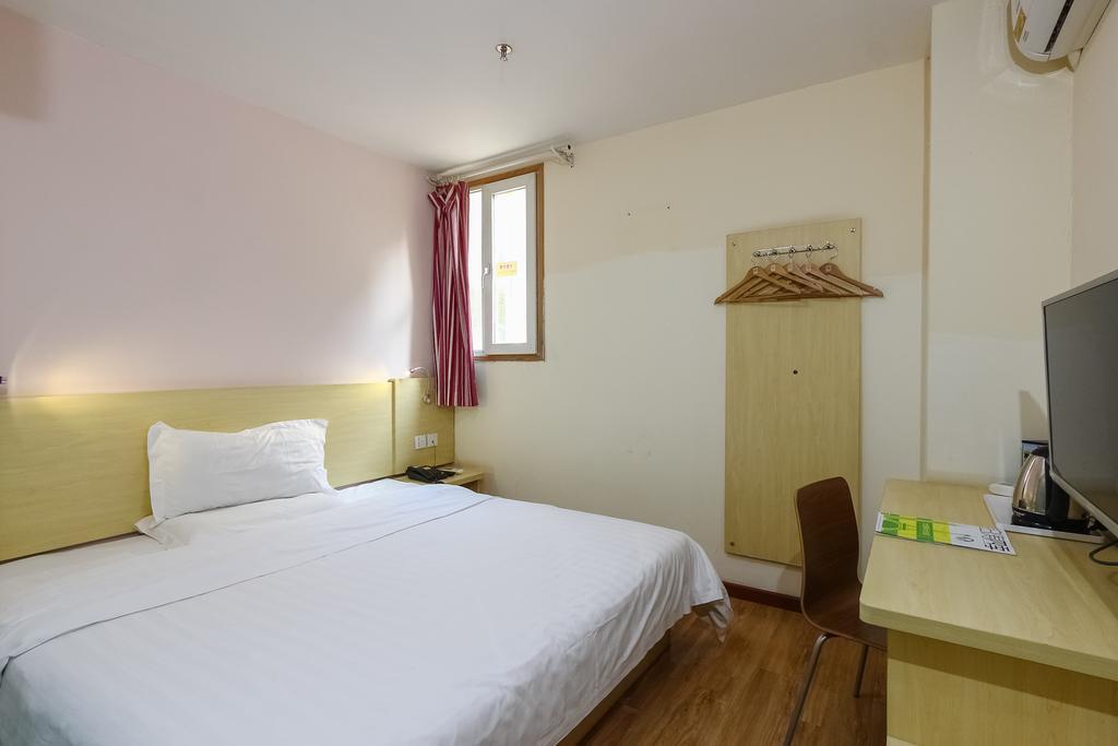 7Days Inn Guangzhou Luochongwei Fu Li Ban Dao Exterior photo