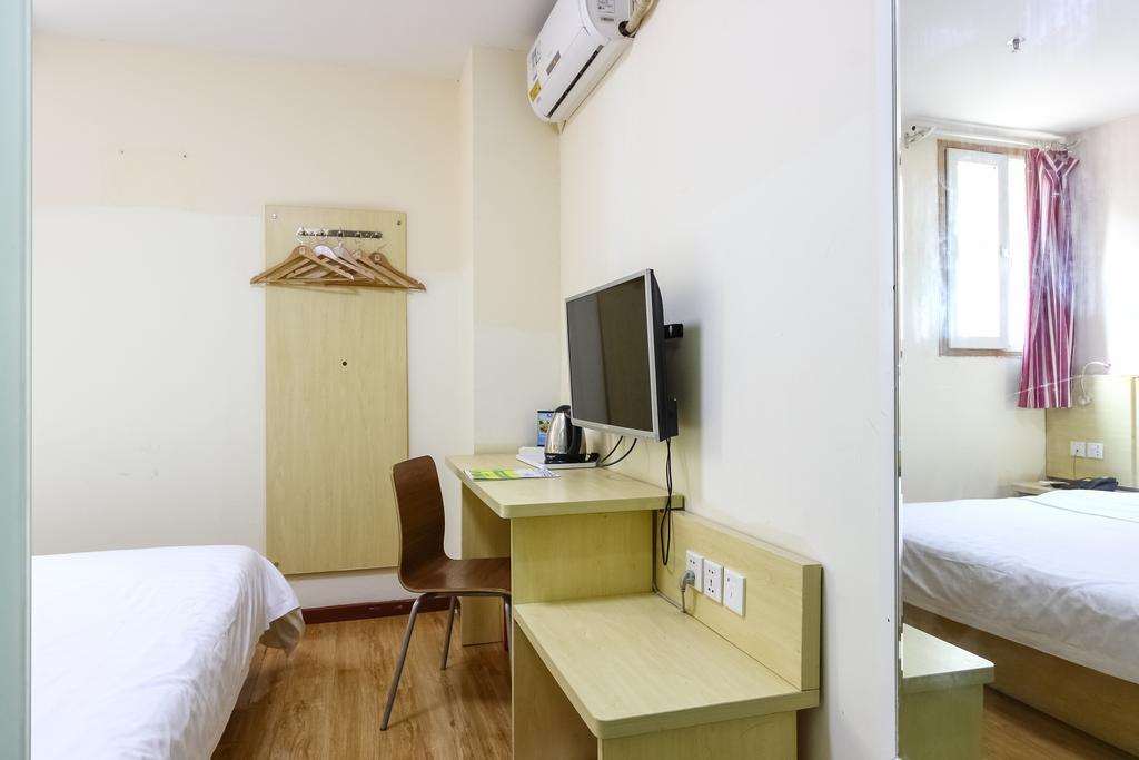 7Days Inn Guangzhou Luochongwei Fu Li Ban Dao Exterior photo