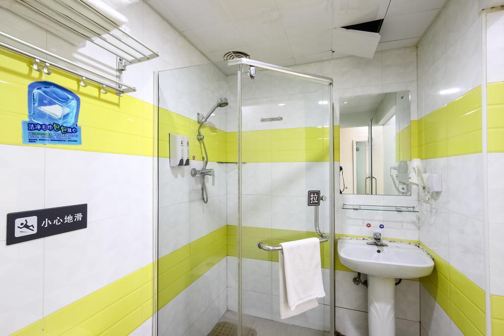 7Days Inn Guangzhou Luochongwei Fu Li Ban Dao Exterior photo