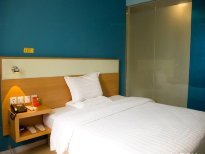 7Days Inn Guangzhou Luochongwei Fu Li Ban Dao Exterior photo